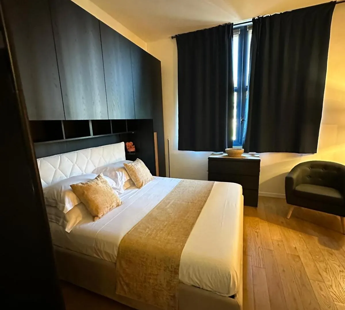 Apartment Milano Maison D'Anna Italy