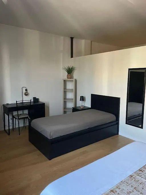 Milano Maison D'Anna 0*, Milan